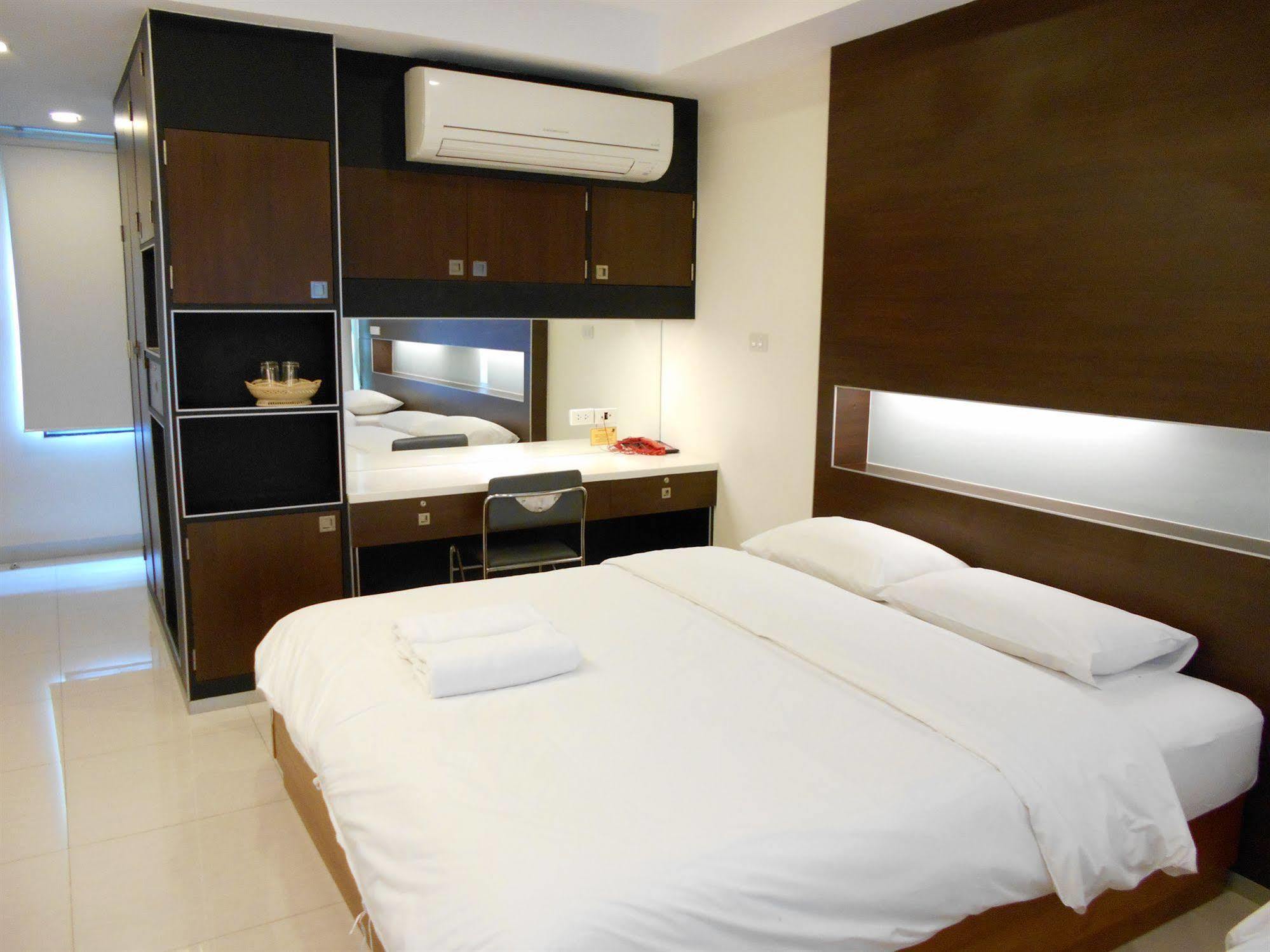 Bb Boutique Mansion Hotel Bangkok Buitenkant foto